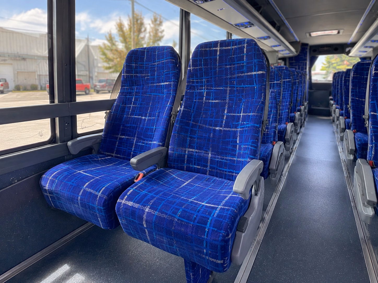 how the type of bus changes the price in pittsburgh pennsylvania