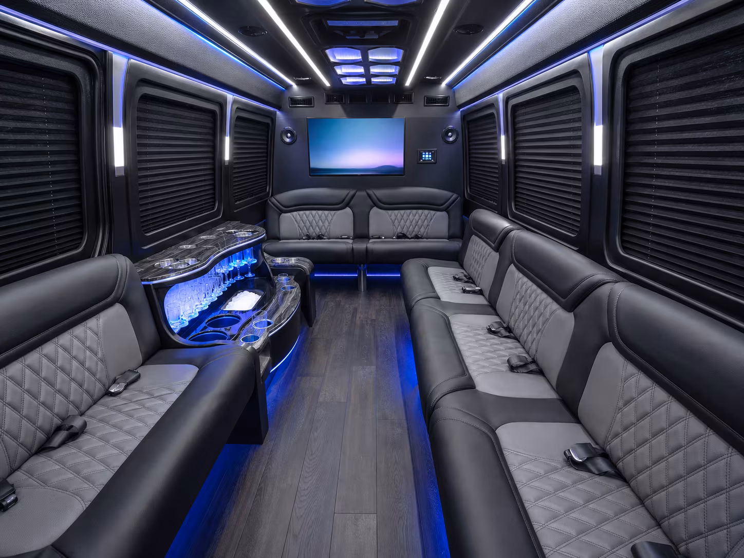 let pittsburghcoachbuscompany com handle airport shuttles to pittsburgh international for your team